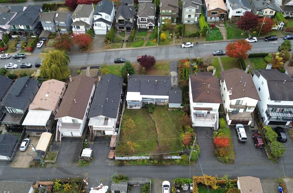 335 W 28th Street, North Vancouver, BC - MLS: R3179561 - Photo 5 335 W 28th Street, North Vancouver, BC - MLS: R3179561 - Photo 5