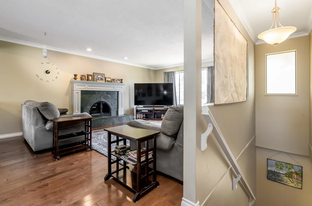3351 BOWEN DRIVE, Richmond, BC — Residential for Sale — Photo 6 of 40