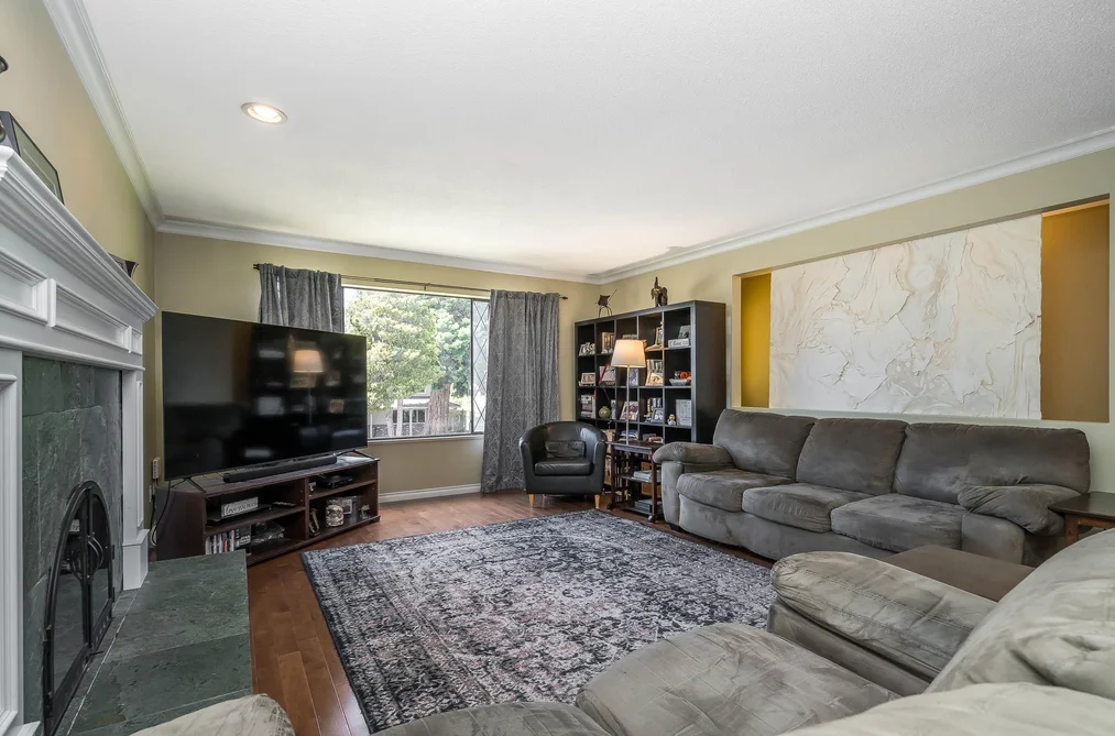 3351 BOWEN DRIVE, Richmond, BC — Residential for Sale — Photo 8 of 40