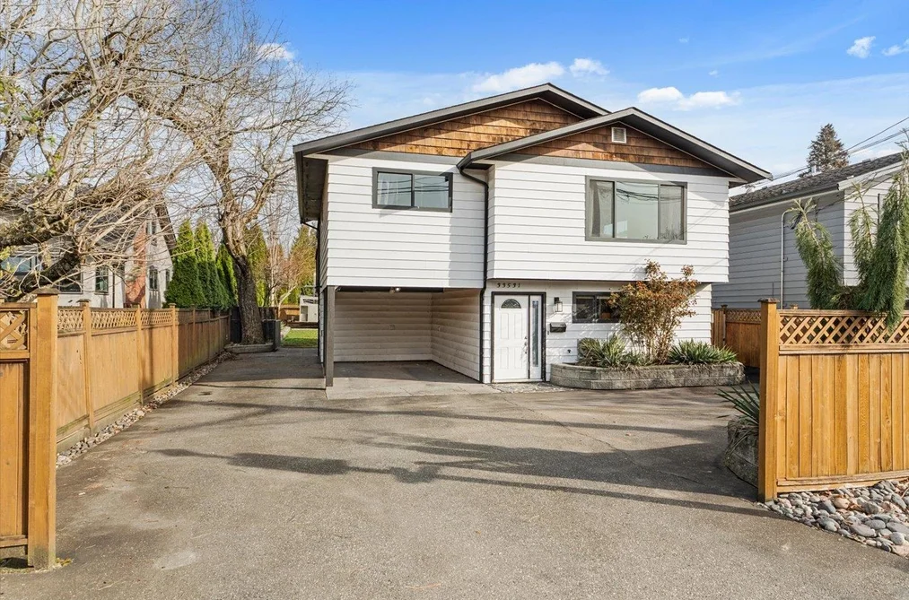 House for sale at 33531 7th Avenue Mission British Columbia - MLS: R3103852