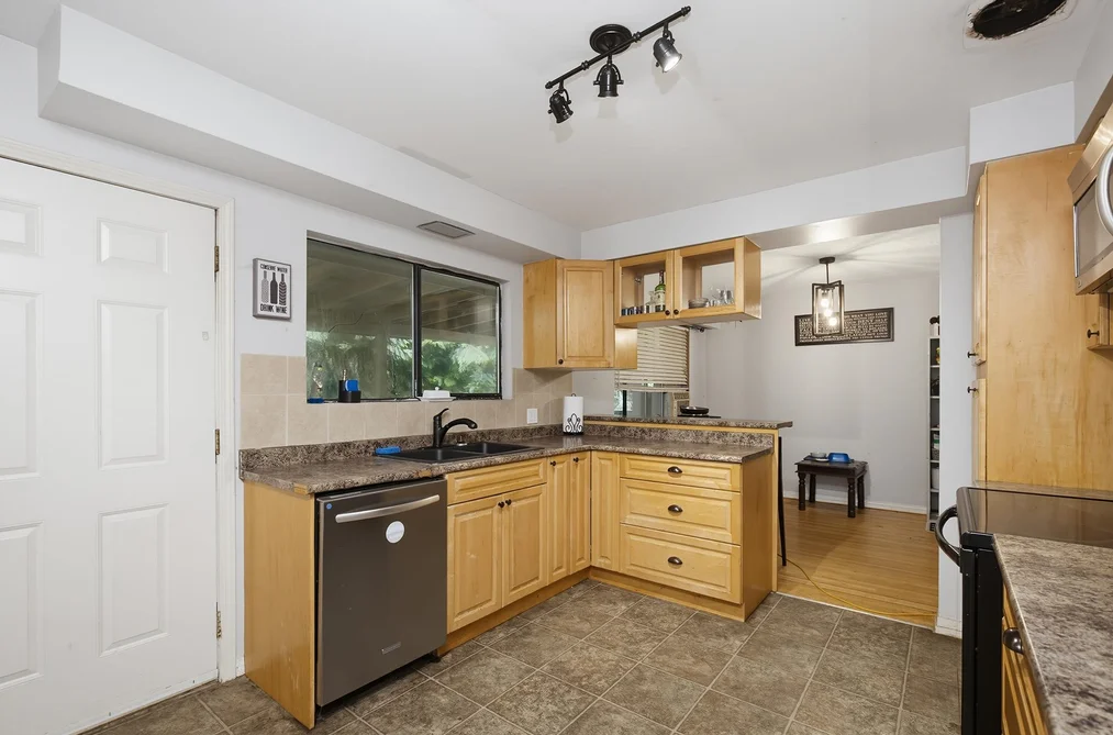 33539 DEWDNEY TRUNK ROAD, Mission BC V2V 6Y3, Mission BC — Residential for Sale — Photo 4 of 36