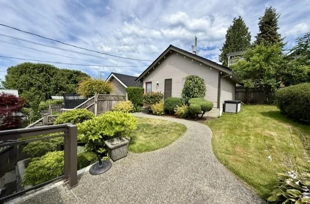 336 E 26TH STREET, North Vancouver BC V7N 1B1, North Vancouver BC — Residential for Sale — Photo 38 of 39