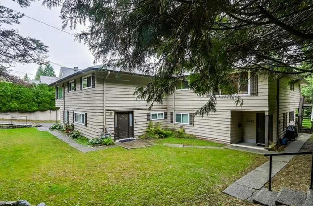 Duplex for sale at 3360 Henry Street Port Moody British Columbia - MLS: R3079739