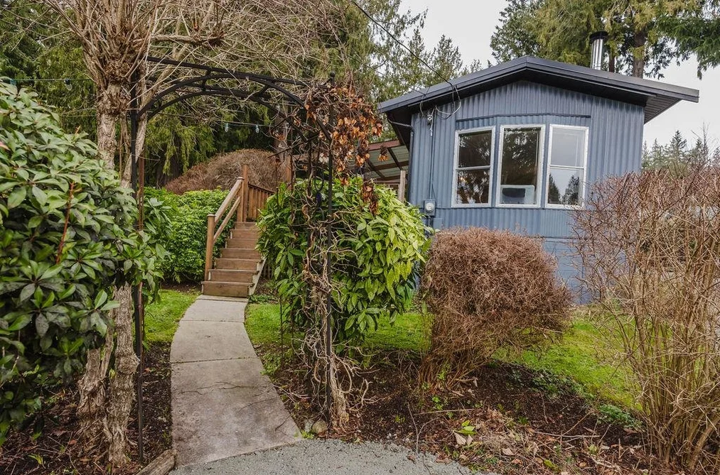 3366 RICHARDS ROAD, Roberts Creek BC V0N 2W2, Roberts Creek BC — Residential for Sale - Photo 2