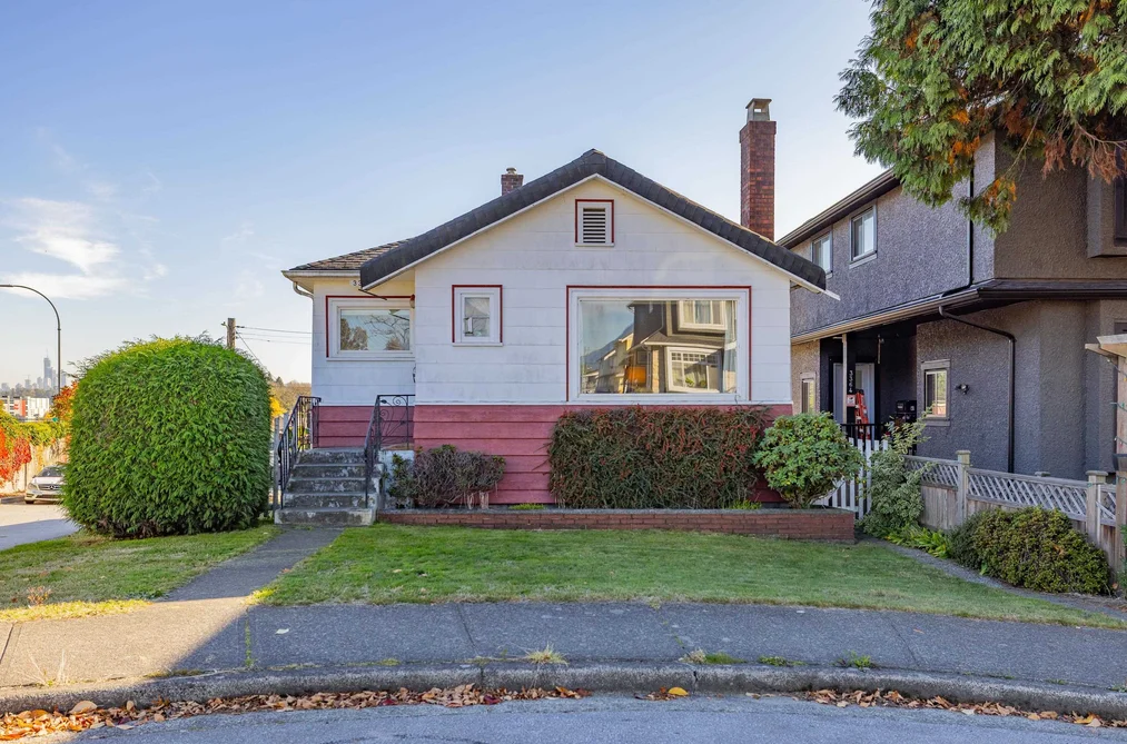 3368 Parker St, Vancouver, BC - MLS: R3174140