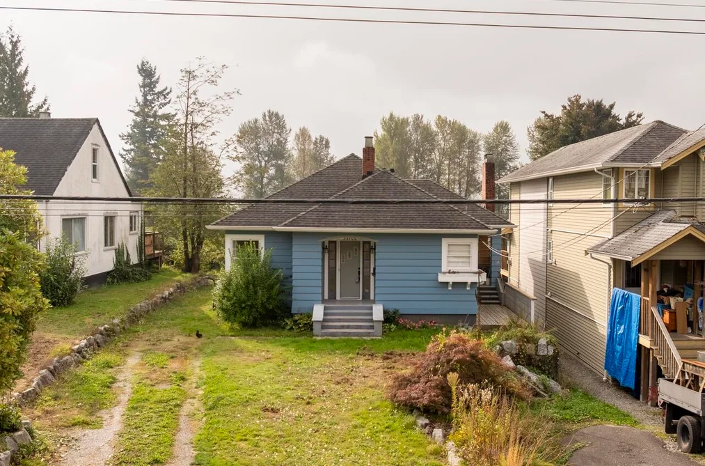 33700 3RD AVENUE, Mission BC V2V 1R2, Mission BC — Residential for Sale - Photo 3
