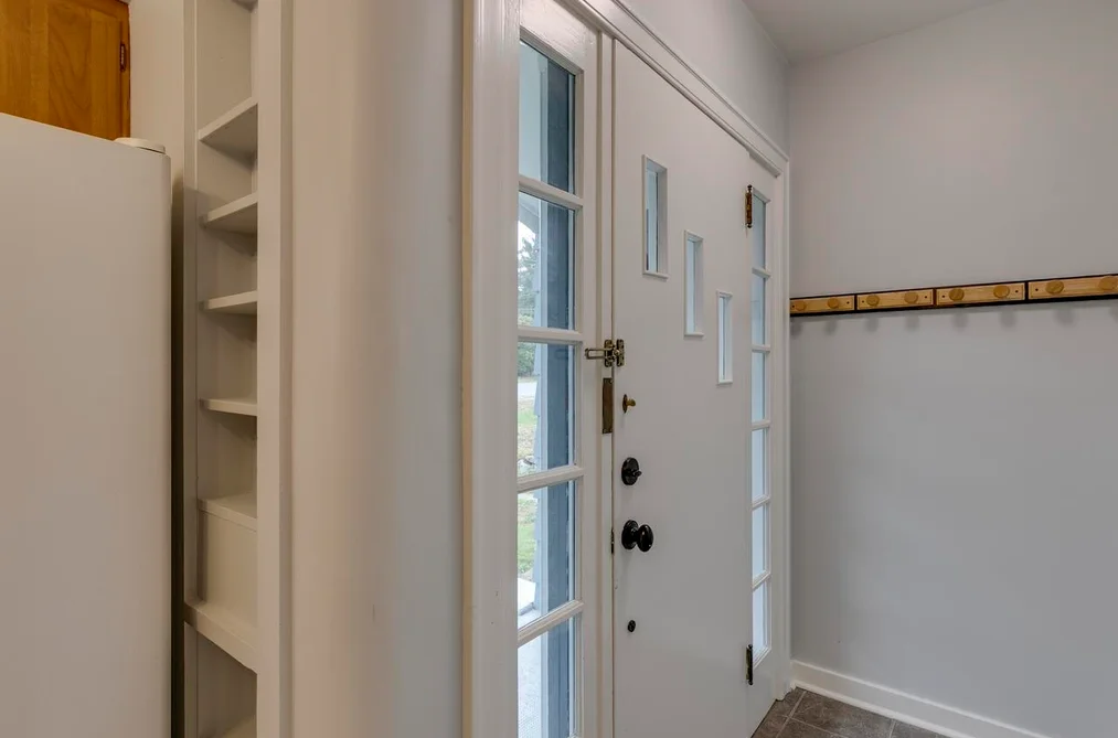 33700 3RD AVENUE, Mission BC V2V 1R2, Mission BC — Residential for Sale - Photo 5
