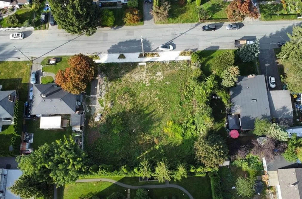 Property for sale at 33730 Mayfair Avenue Abbotsford British Columbia - MLS: R3098604
