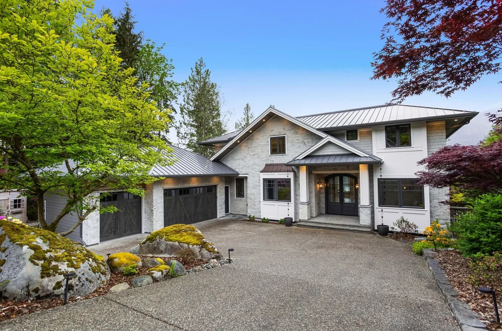 House for sale at 3377 Senkler Road Port Moody British Columbia - MLS: R3103622