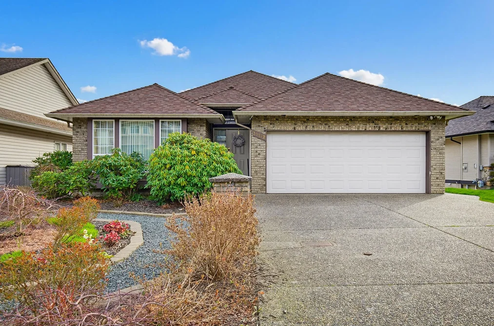 House for sale at 33772 Grewall Crescent Mission British Columbia - MLS: R3102719