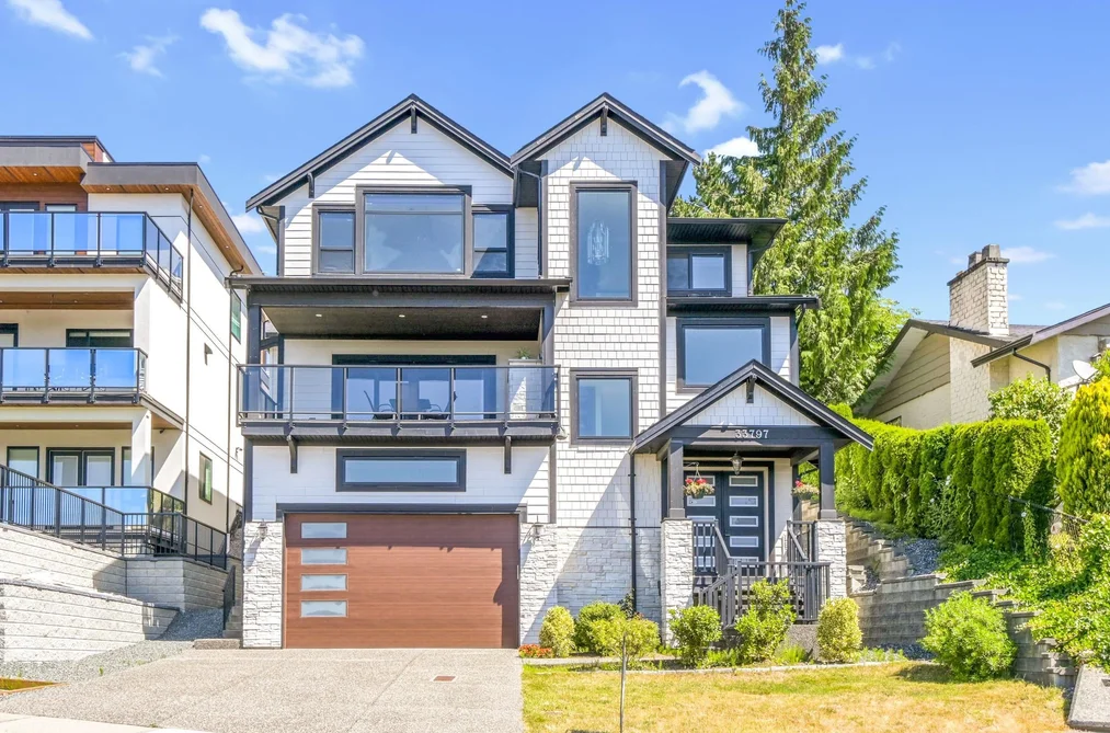 House for sale at 33797 Knight Avenue Mission British Columbia - MLS: R3137782