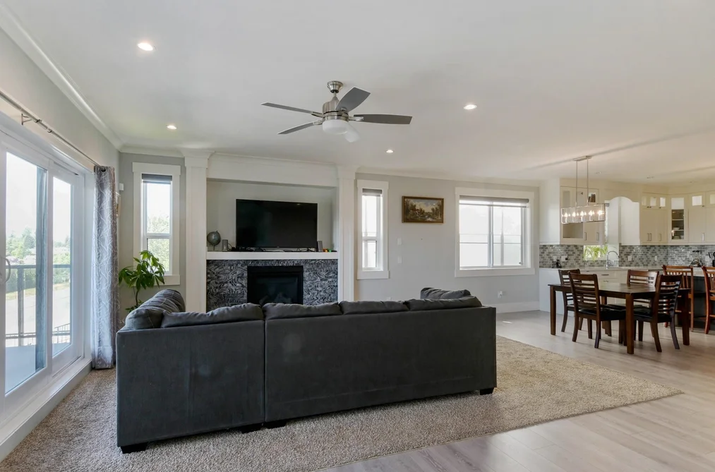 33797 KNIGHT AVENUE, Mission, BC — Residential for Sale — Photo 3 of 40