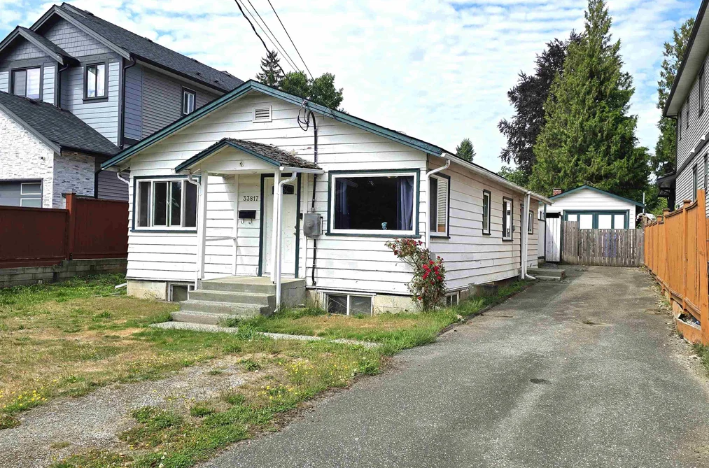 House for sale at 33817 Mayfair Avenue Abbotsford British Columbia - MLS: R3159639