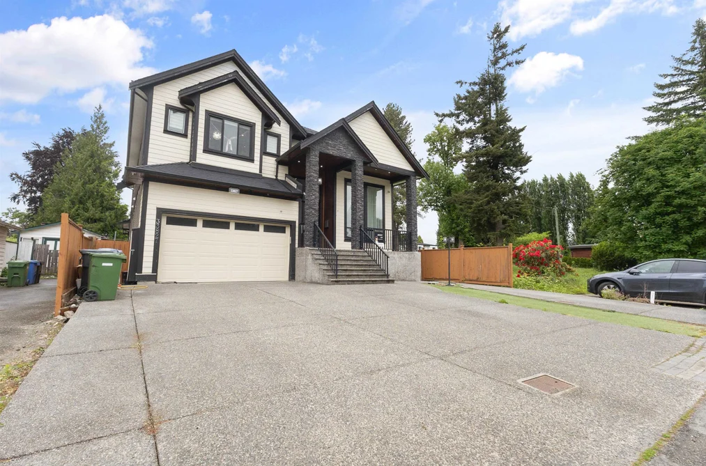 House for sale at 33827 Mayfair Avenue Abbotsford British Columbia - MLS: R3125846
