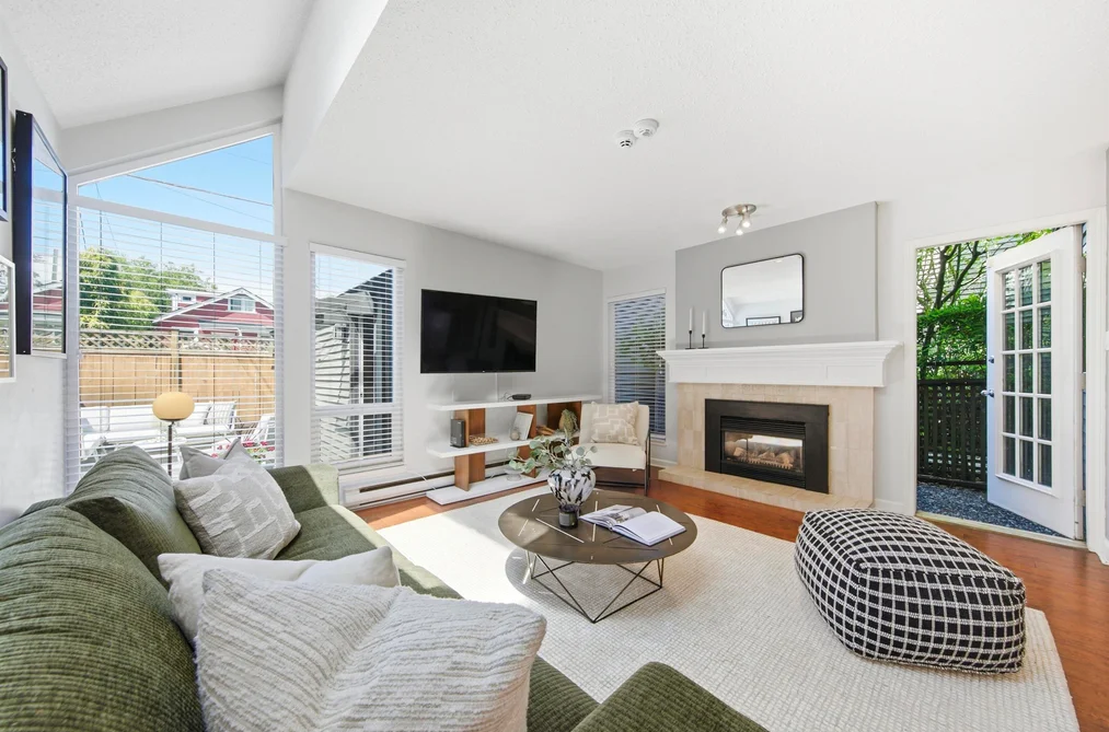 3385 W 8TH AVENUE, Vancouver BC V6R 1Y3, Vancouver BC — Residential for Sale - Main Photo