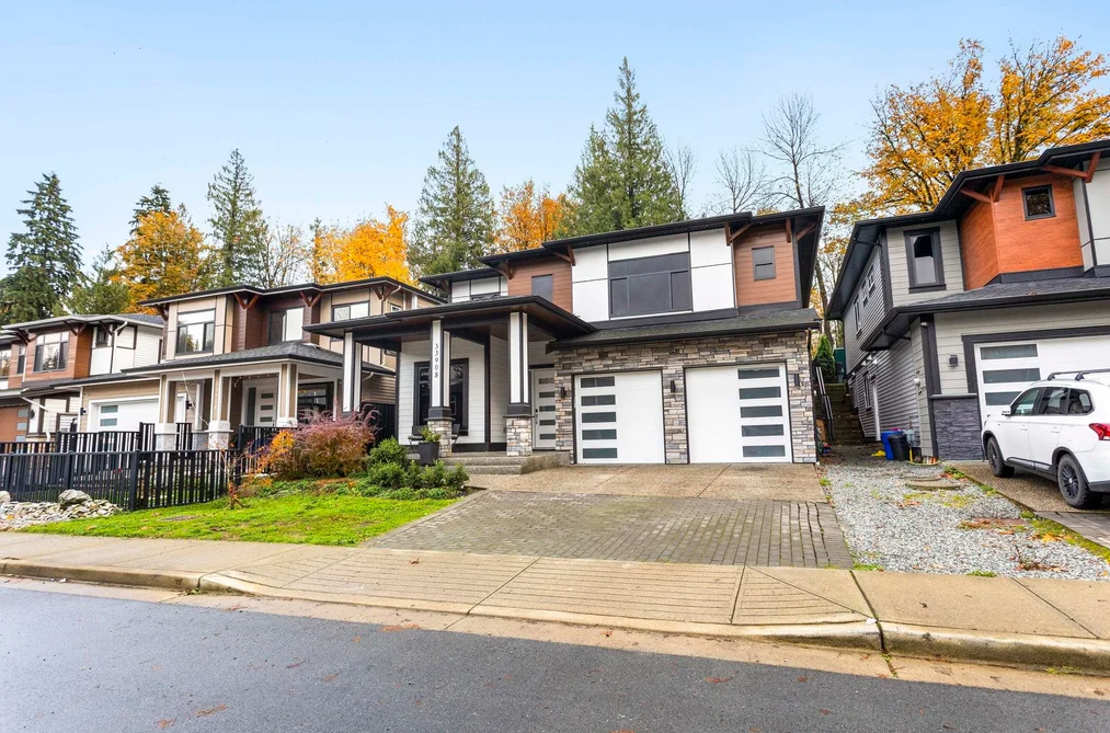 33908 TOOLEY PLACE, Mission BC V2V 0G5, Mission BC — Residential for Sale - Photo 2