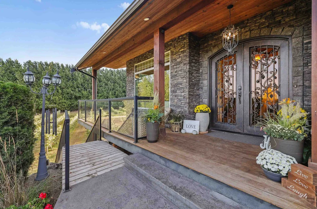 33930 MCCONNELL ROAD, Abbotsford BC V2S 8A6, Abbotsford BC — Residential for Sale - Photo 6