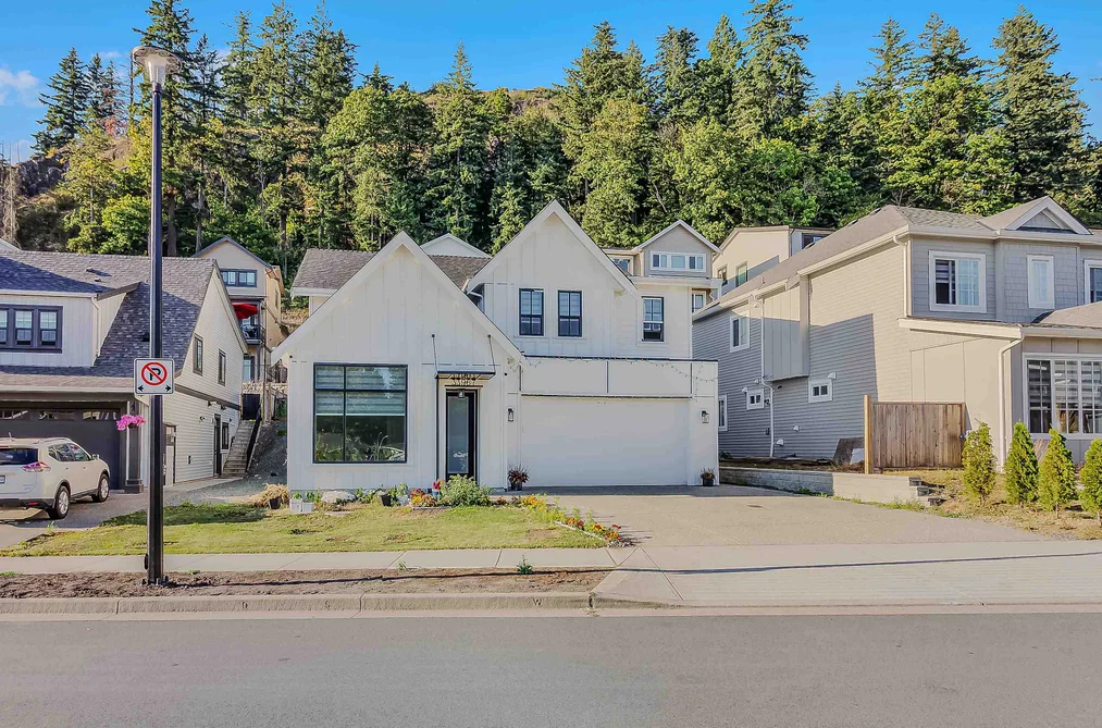 House for sale at 33967 Barker Court Mission British Columbia - MLS: R3077245