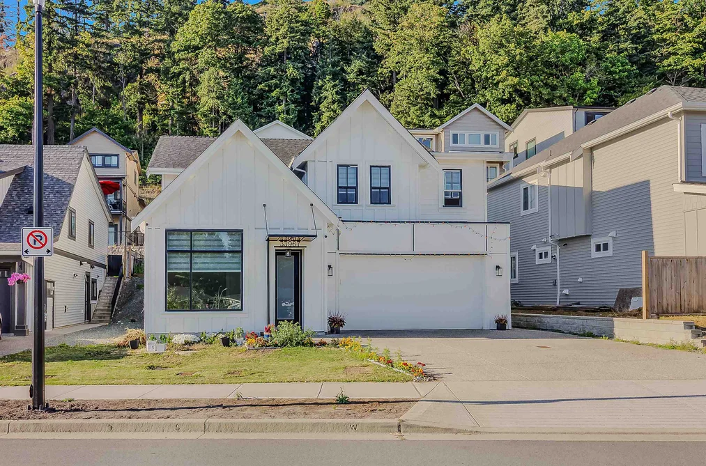 33967 BARKER COURT, Mission BC V2V 6B2, Mission BC — Residential for Sale - Photo 2