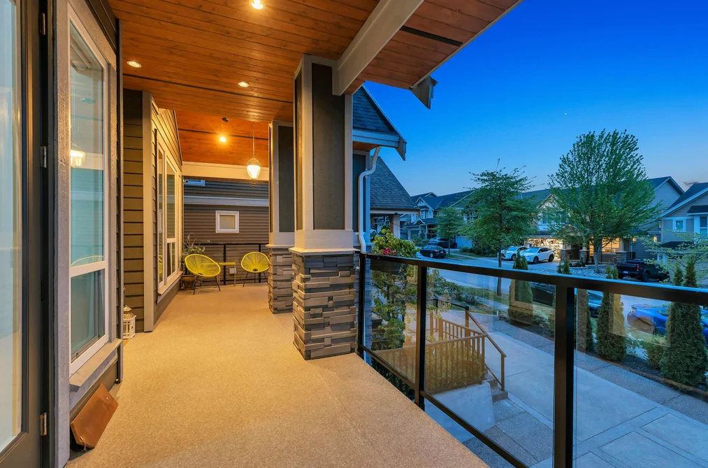 3399 DERBYSHIRE AVENUE, Coquitlam BC V3E 0G3, Coquitlam BC — Residential for Sale - Photo 2