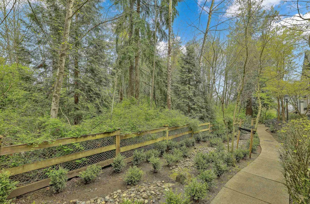 34 20038 70 AVENUE, Langley BC V2Y 0B4, Langley BC — Residential for Sale - Photo 2