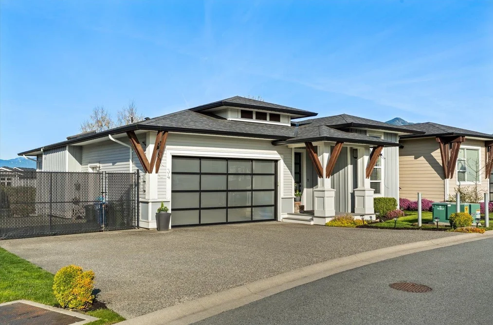 House for sale at 34 46213 Hakweles Road Chilliwack British Columbia - MLS: R3108292