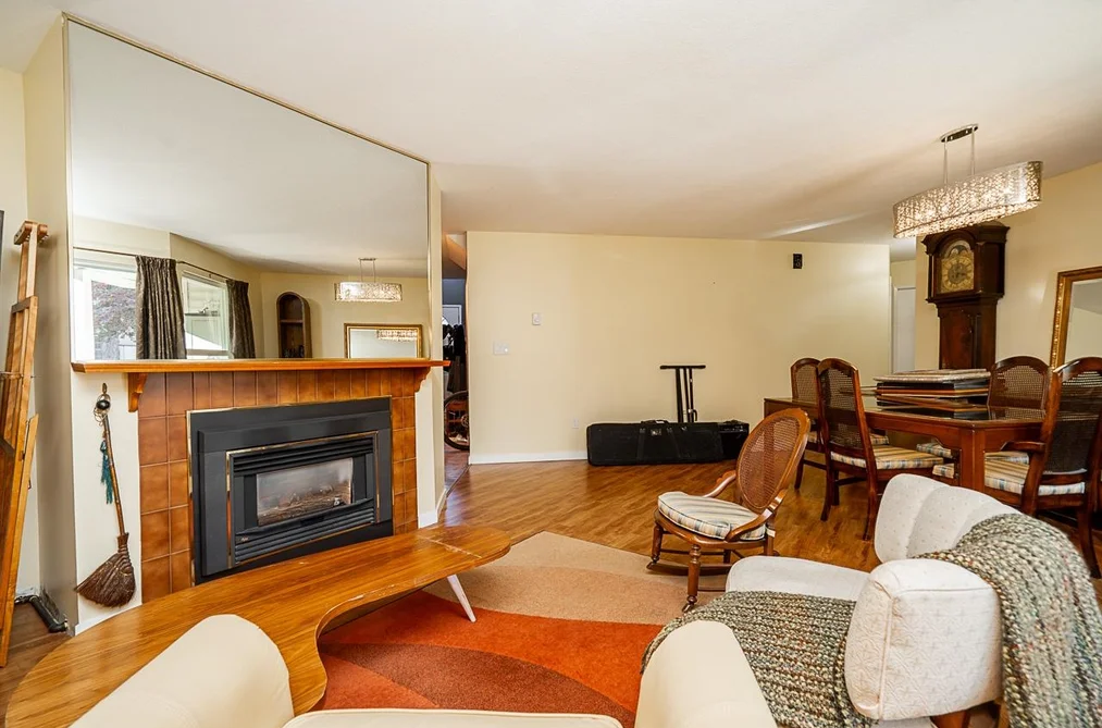 34 9914 148 STREET, Surrey BC V3R 9M7, Surrey BC — Residential for Sale - Photo 2