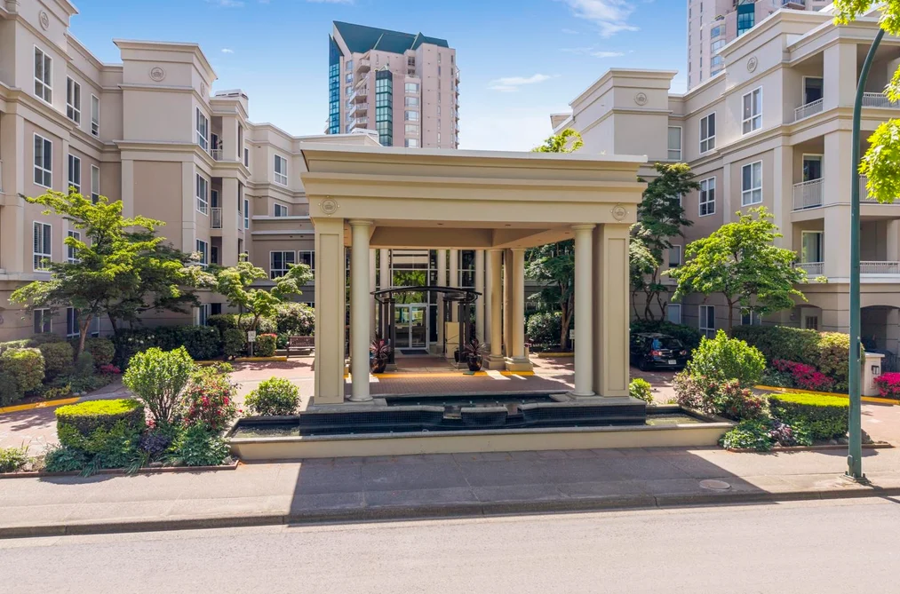340 3098 GUILDFORD WAY, Coquitlam BC V3B 7W8, Coquitlam BC — Residential for Sale - Photo 4