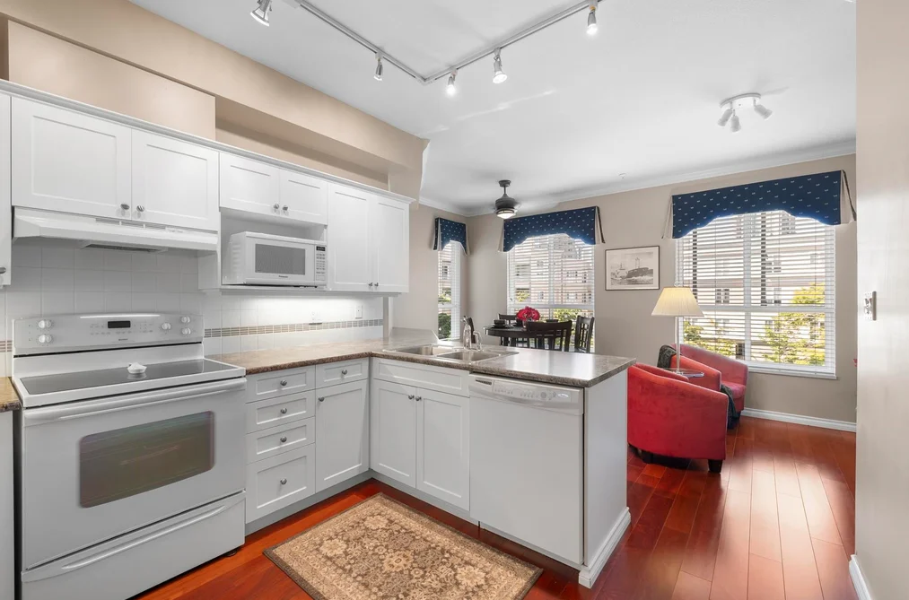 340 3098 GUILDFORD WAY, Coquitlam BC V3B 7W8, Coquitlam BC — Residential for Sale - Photo 7