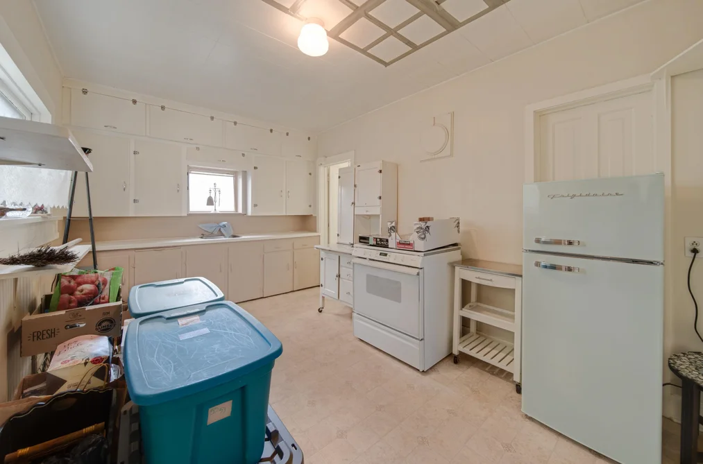 340 ALBERTA STREET STREET, New Westminster BC V3L 3J5, New Westminster BC — Residential for Sale - Photo 2