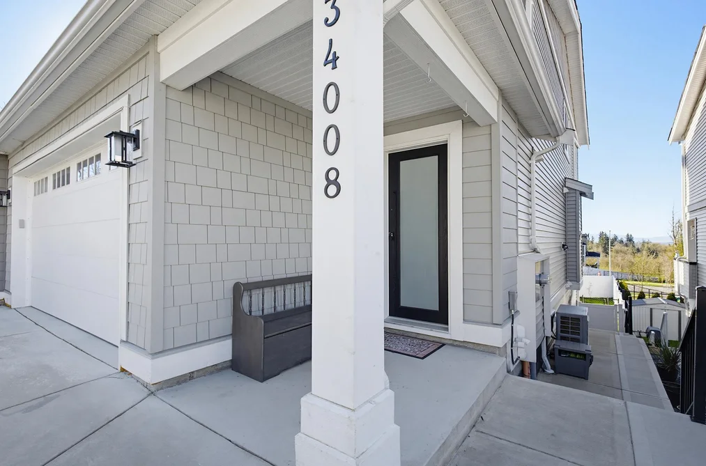 34008 BARKER COURT, Mission BC V2V 0J6, Mission BC — Residential for Sale - Photo 2