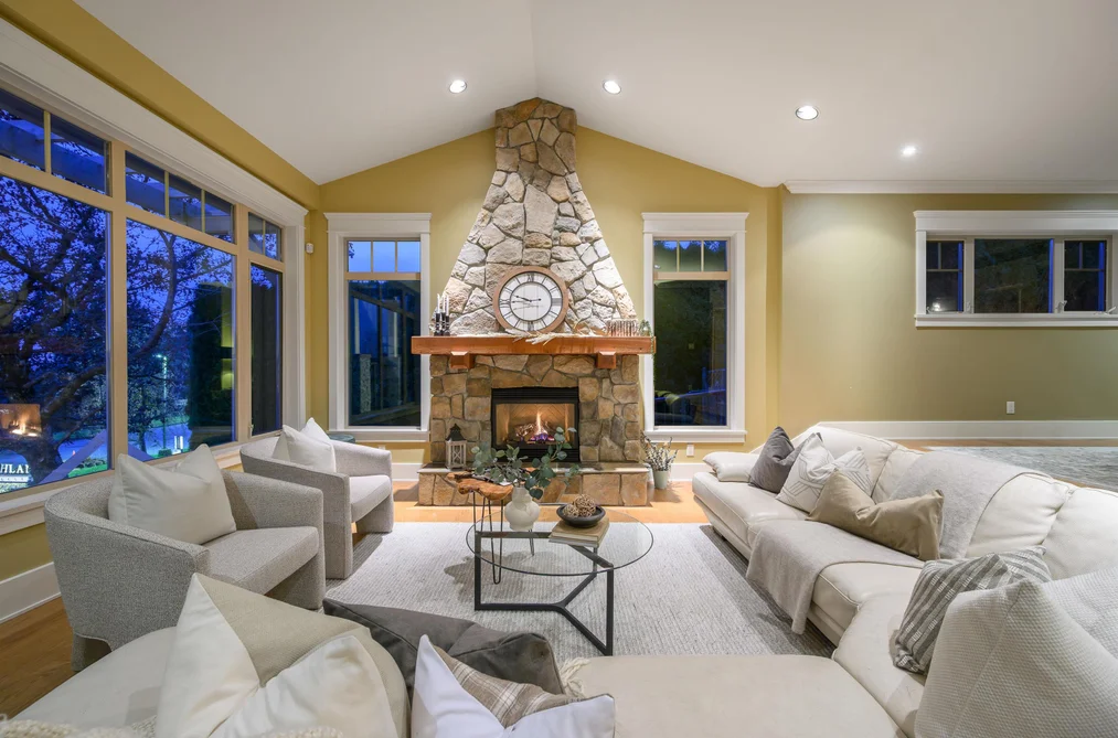 3402 ANNE MACDONALD WAY, North Vancouver BC V7G 2S7, North Vancouver BC — Residential for Sale - Photo 2