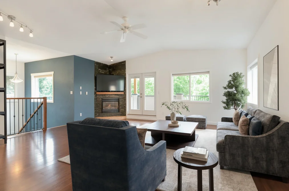 34028 WALNUT AVENUE, Abbotsford BC V2S 2S5, Abbotsford BC — Residential for Sale - Photo 2