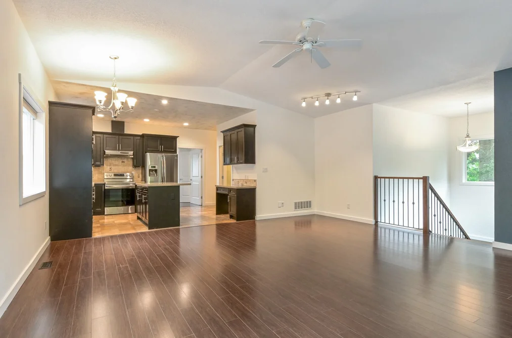 34028 WALNUT AVENUE, Abbotsford BC V2S 2S5, Abbotsford BC — Residential for Sale - Photo 4