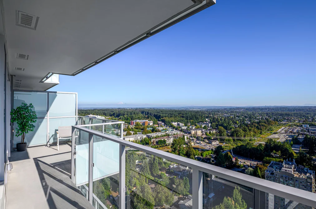 Condo for sale at 3405 13768 100 Avenue Surrey British Columbia - MLS: R3159754