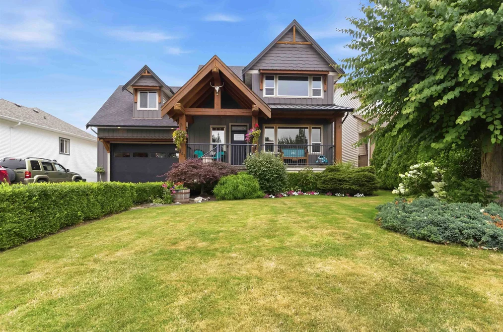 House for sale at 341 Chestnut Avenue Harrison Hot Springs British Columbia - MLS: R3150056