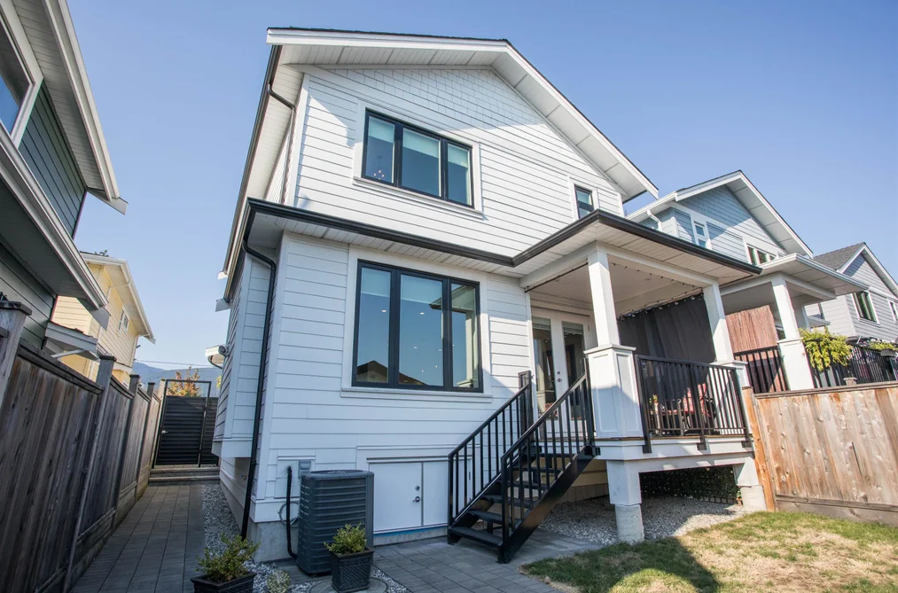 Half Duplex for sale at 341 E 13th Street North Vancouver British Columbia - MLS: R3121908