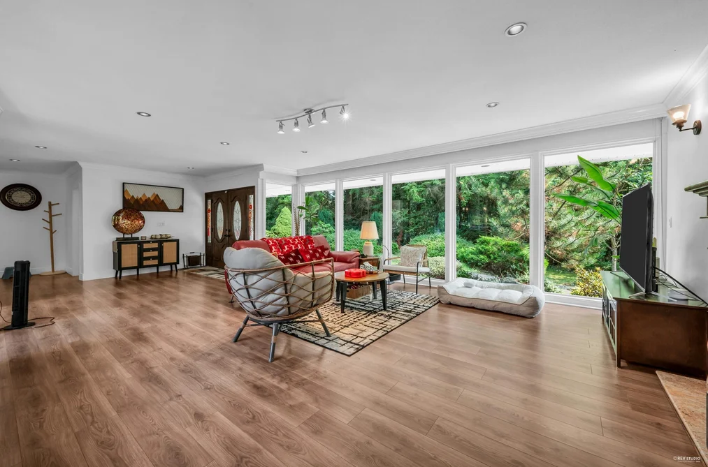 341 RABBIT LANE, West Vancouver BC V7S 1J1, West Vancouver BC — Residential for Sale - Photo 4