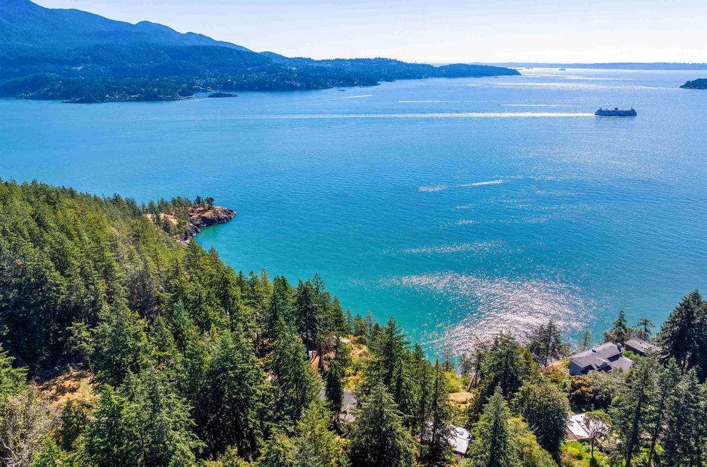 341 ROBINSON ROAD, Bowen Island BC V0N 1G1, Bowen Island BC — Residential for Sale - Photo 2