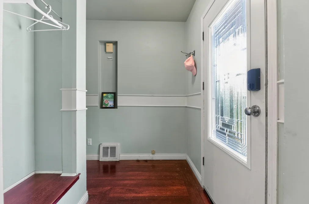 341 W 24th Street, North Vancouver, BC - MLS: R3161869 - Photo 4
