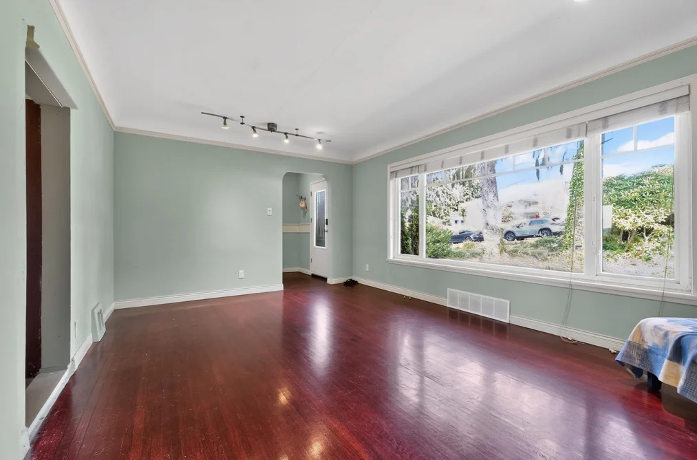 341 W 24th Street, North Vancouver, BC - MLS: R3161869 - Photo 5