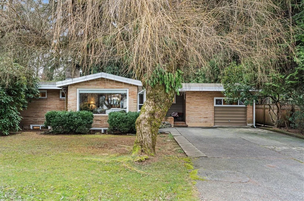 House for sale at 34166 Cedar Avenue Abbotsford British Columbia - MLS: R3090491