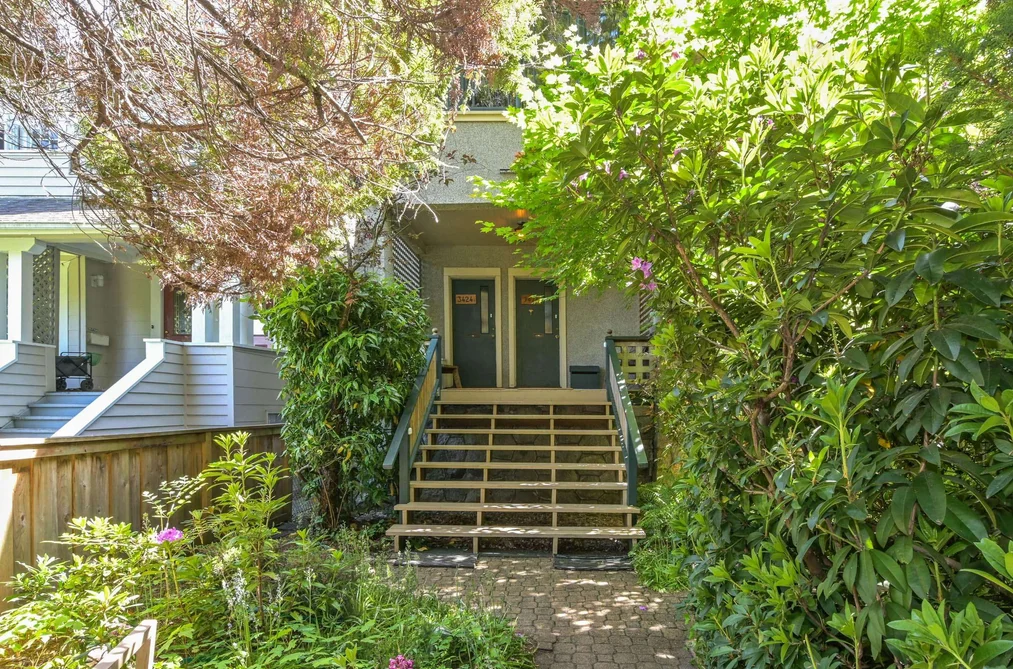 3422 - 3424 W 2ND AVENUE, Vancouver BC V6R 1J2, Vancouver BC — Residential for Sale - Photo 2