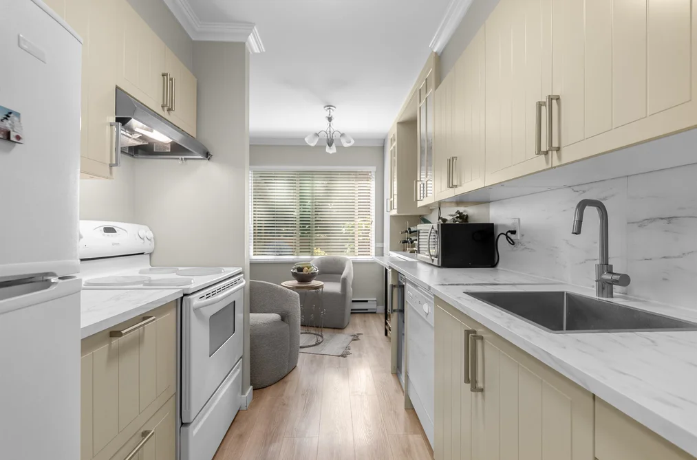 3428 COPELAND AVENUE, Vancouver BC V5S 4B6, Vancouver BC — Residential for Sale — Photo 8 of 40