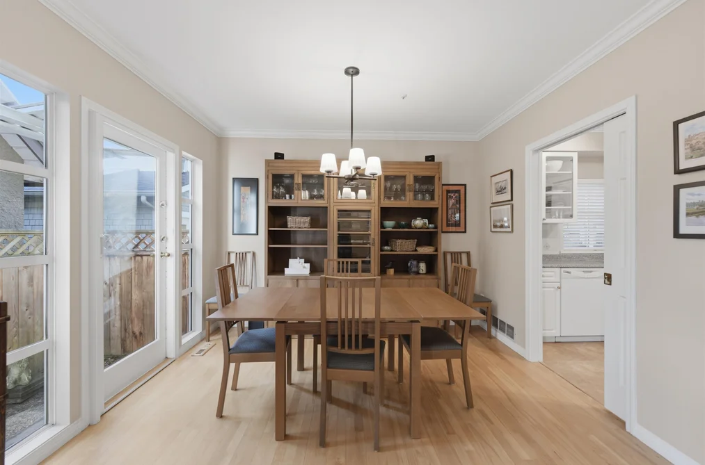 3428 W 7th Avenue, Vancouver, BC - Half Duplex for Sale - Photo 11 of 31 3428 W 7th Avenue, Vancouver, BC - Half Duplex for Sale - Photo 11 of 31