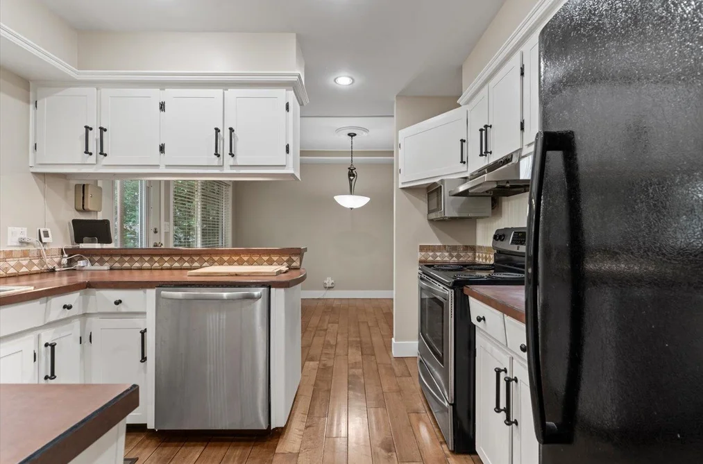 34282 CEDAR AVENUE, Abbotsford BC V2S 2W2, Abbotsford BC — Residential for Sale — Photo 10 of 39