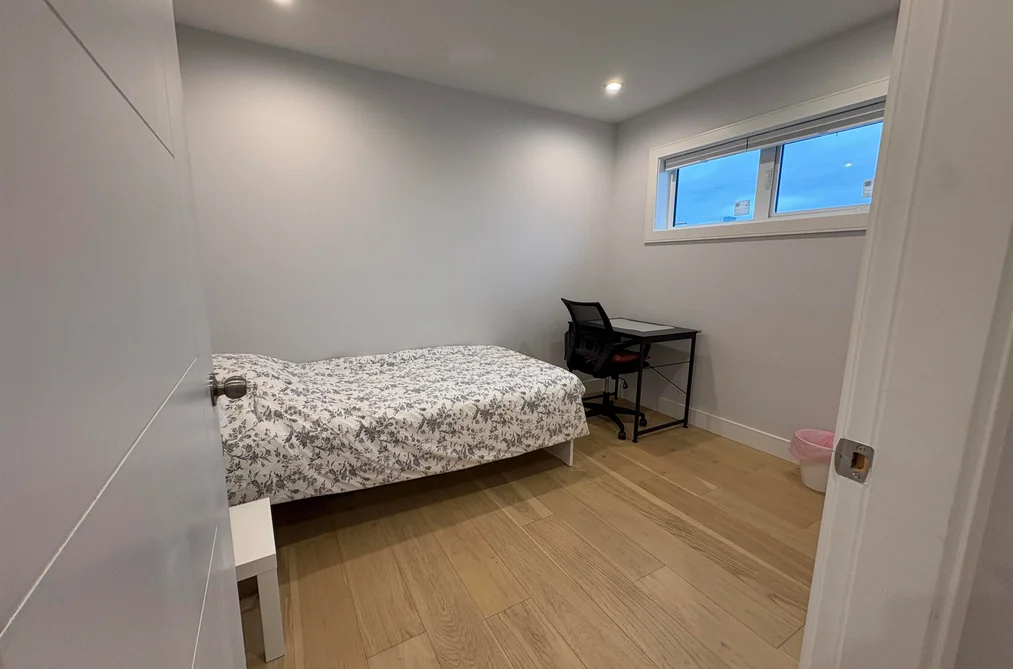 3429 DUNDAS STREET, Vancouver BC V5K 1R9, Vancouver BC — Residential for Sale - Photo 2