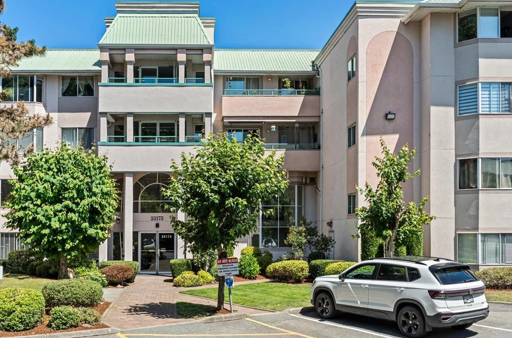 Condo for sale at 343 33173 Old Yale Road Abbotsford British Columbia - MLS: R3139674