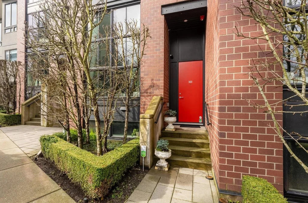 Townhouse for sale at 3431 Porter Street Vancouver British Columbia - MLS: R3101118