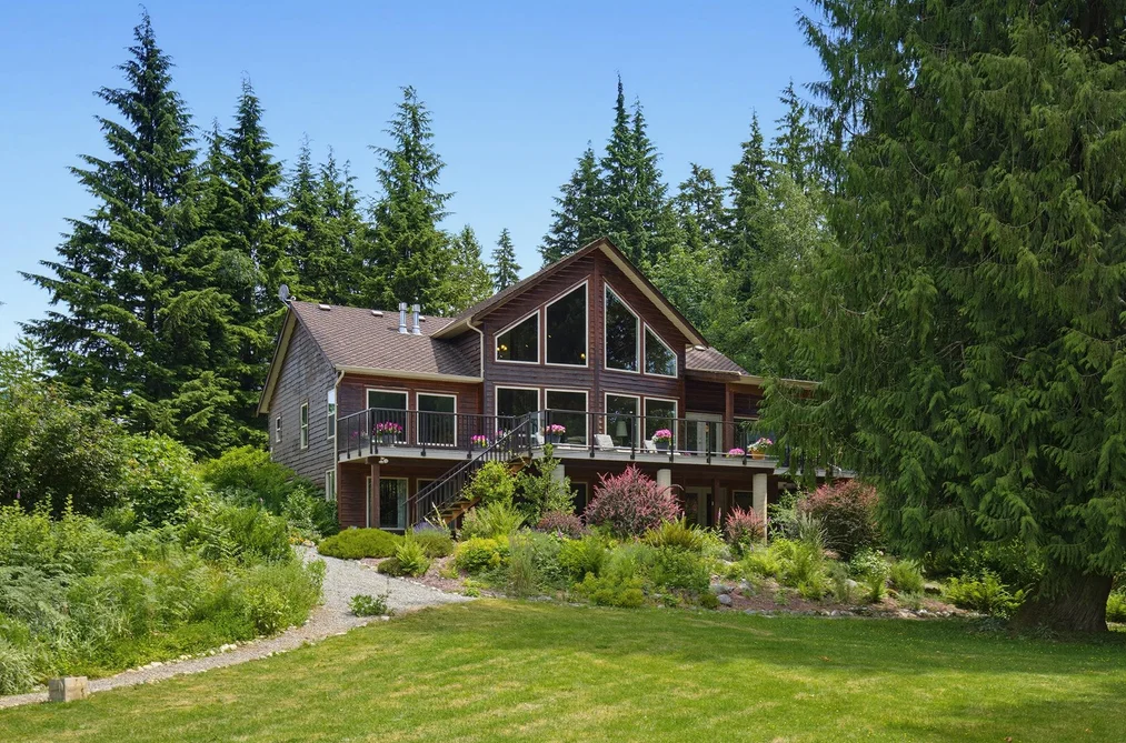 34328 WHITE AVENUE, Mission BC V2V 0B4, Mission BC — Residential for Sale - Main Photo